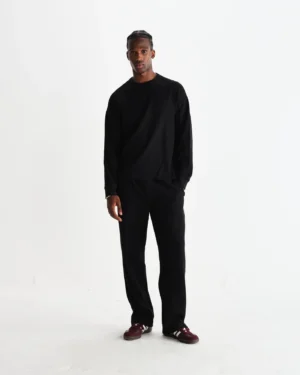riley-black-structured-waffle-crewneck-jumper-4_1400x.webp