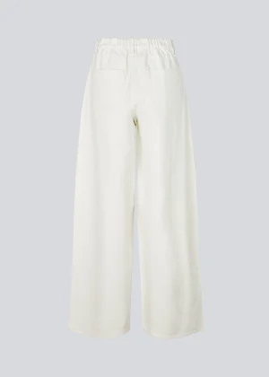 Modstrom_Princessmd_Pants_Vanilla_Cream_Web_Pack_Back_965x1351.webp
